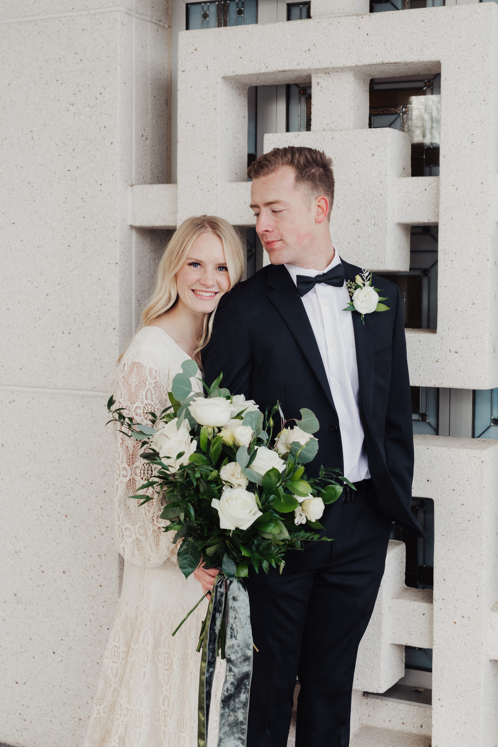 IDAHO FALLS TEMPLE WEDDING MARC LINDSEY Alice Shoots People